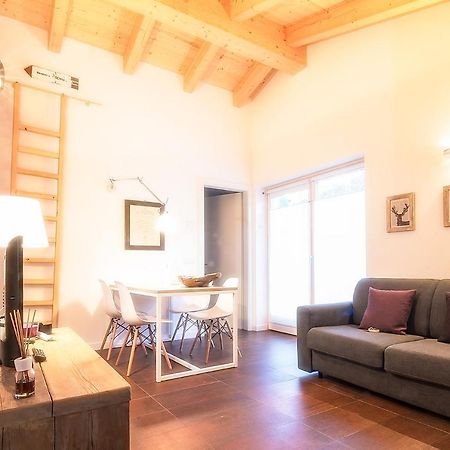 Appartamento Dolomiti di Brenta House Madonna Esterno foto