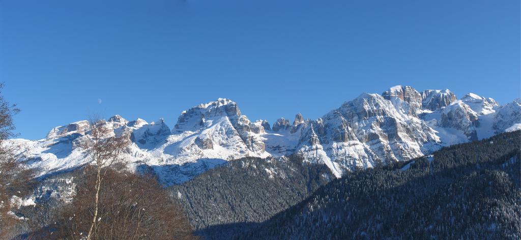 Appartamento Dolomiti di Brenta House Madonna Esterno foto
